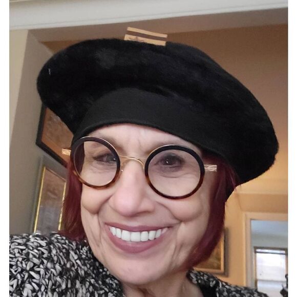 Unbranded Accessories - NWT winter beret